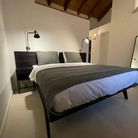 Casa Faretto アパート *