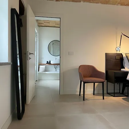 Casa Faretto * コスティリオーレ・ダスティ
